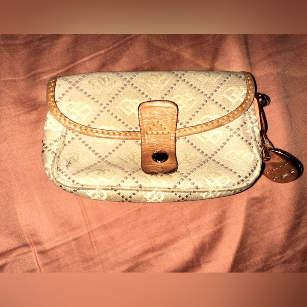 Dooney & Bourke Tan and Brown monogram Women's coin purse wallet vintage